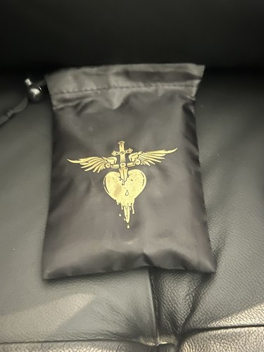 The JBJ Experience Travel Pillow Bon Jovi Necklace Pendant Toiletries Bag NEW - Picture 18 of 22