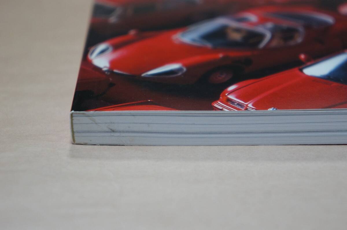 Minichamps English Book 1/43 Porsche 911 Gt1 Street 1996 Minichamps English Book 1/43 Porsche 911 Gt1 Street 1996