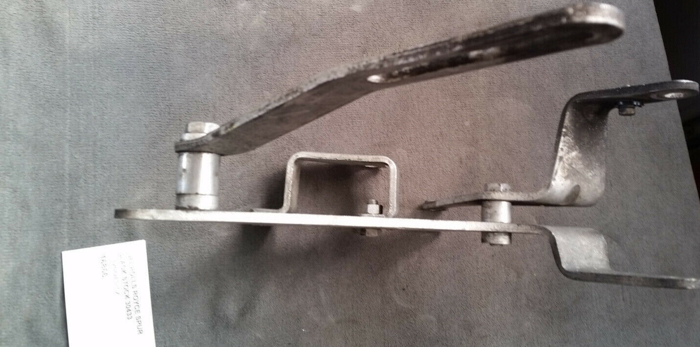  86 87  Rolls Royce Silver Spur Spirit alternator bracket complete