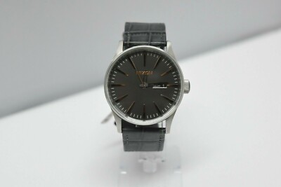 nixon a105