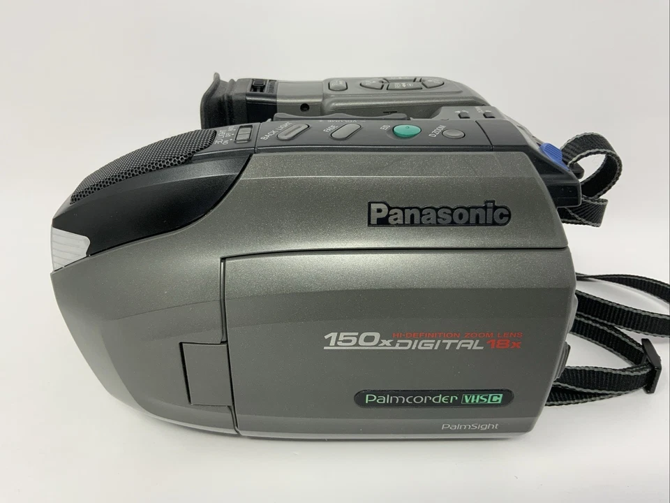 Panasonic PV-L650D Palmsight VHS-C Analog Camera Camcorder Palmcorder TESTED - Image 2 of 4