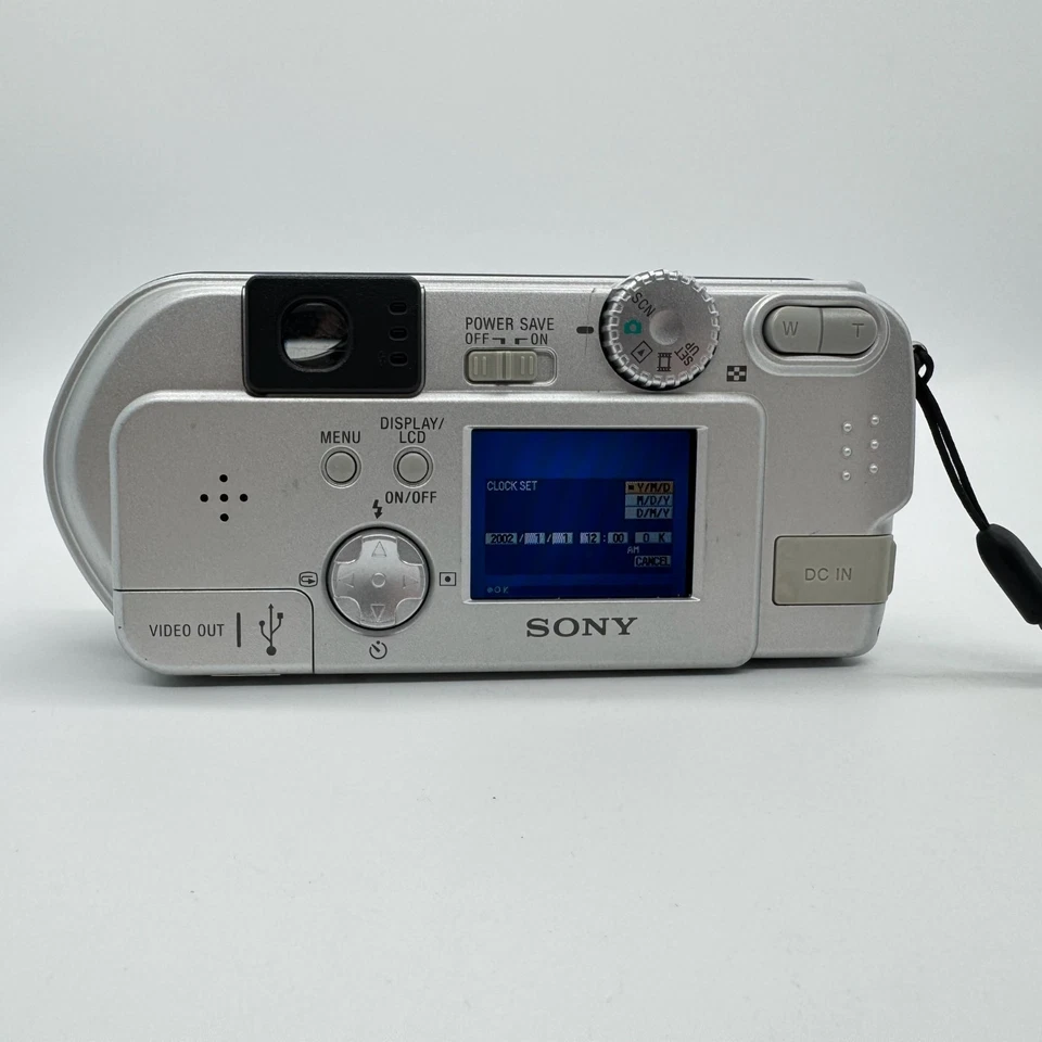 Sony DSC-P51 Digital Camera 2.0MP Working Excellent Condition Point & Shoot Y2K - Image 2 of 4