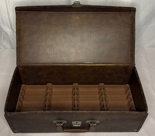 Excellent Vintage 8 Track Cassette Carry Case Holds 24 Tapes