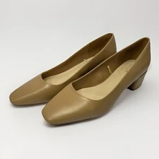 Liz Claiborne Faris Block Heel Pumps Beige Womens Size 9m Memory Foam