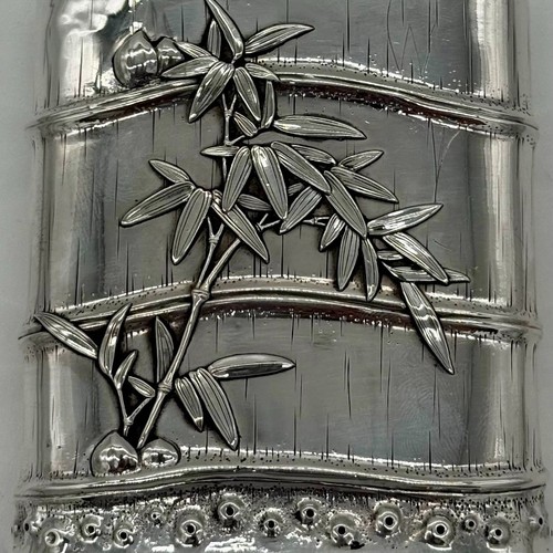 Antiguo frasco japonés de plata alrededor de 1910 - Imagen 4 de 7