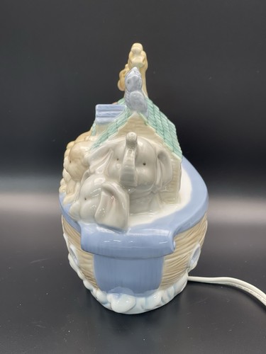 Vintage Noah’s Ark Ceramic Night Light Nursery Lamp Pastel Colors Animals 8.5” - Picture 5 of 13