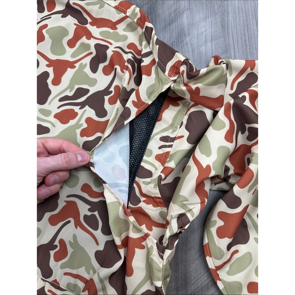 Texas Longhorns Amigo Provisions Camo Vented Long Sleeve Button Down - 2XL View 5
