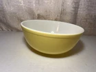 Vintage Pyrex YELLOW Large Primary Nesting Mixing Bowl #404 • 4 Qt 10” USA