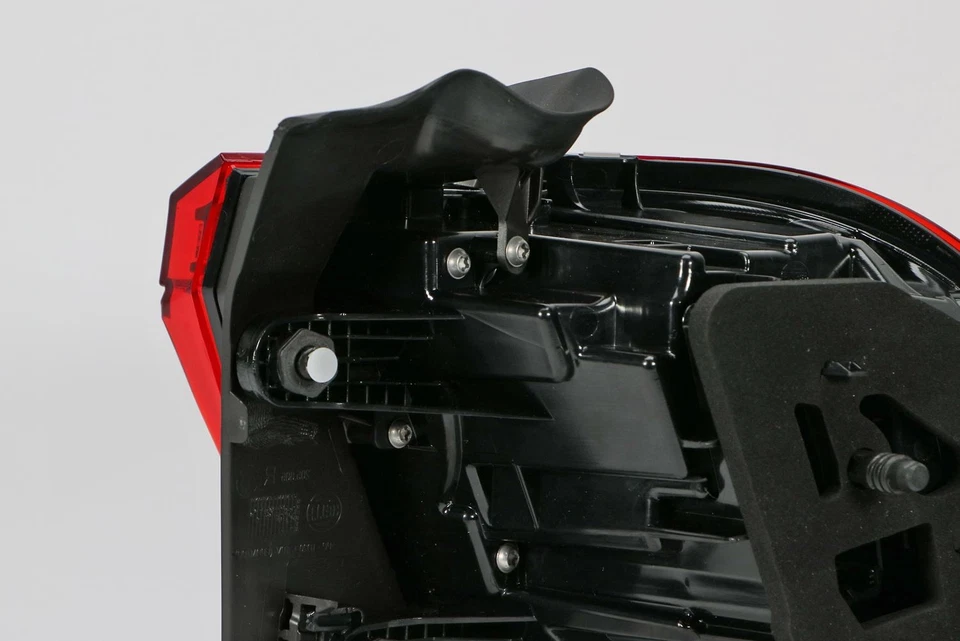 Luz trasera izquierda VW Tiguan 16-18 LED roja lámpara pasajero lado cercano N/S OEM Hella Foto 2 de 4