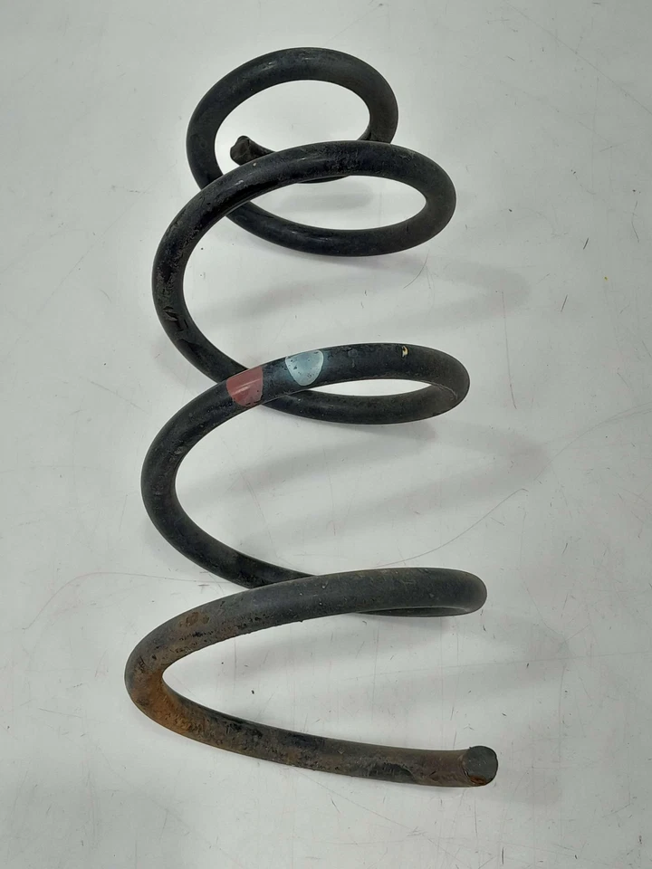 Nissan Versa Note 2015 suspensión trasera juego de dos muelles helicoidales OEM 550209MB0A Foto 2 de 4