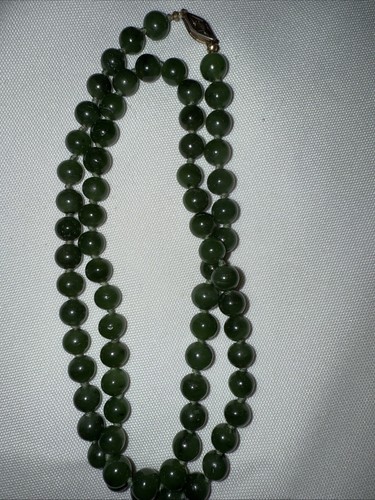 Vintage Chinese Fine Green Nephrite Jade Necklace Sterling Clasp 23”