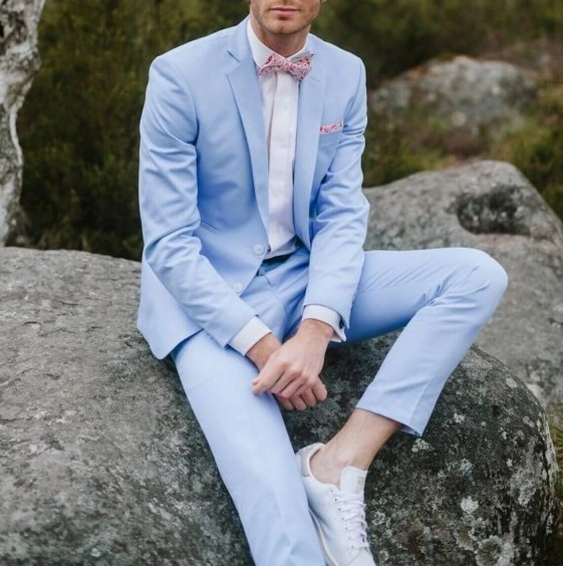Light best sale blue suit
