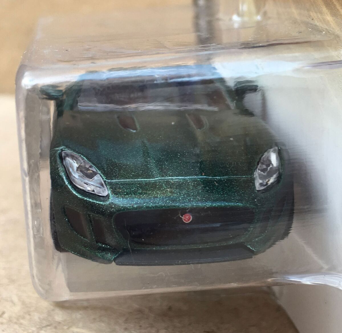 Majorette Jaguar F Type R - Dark Green - Jaguar Decoration 3 Majorette Jaguar F Type R - Dark Green - Jaguar Decoration 3