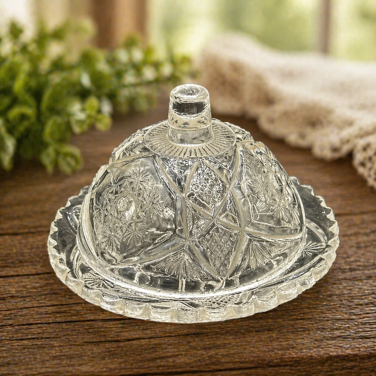 Vintage Cambridge Fernland Snowflake Sunburst Mini Butter Dish with Lid