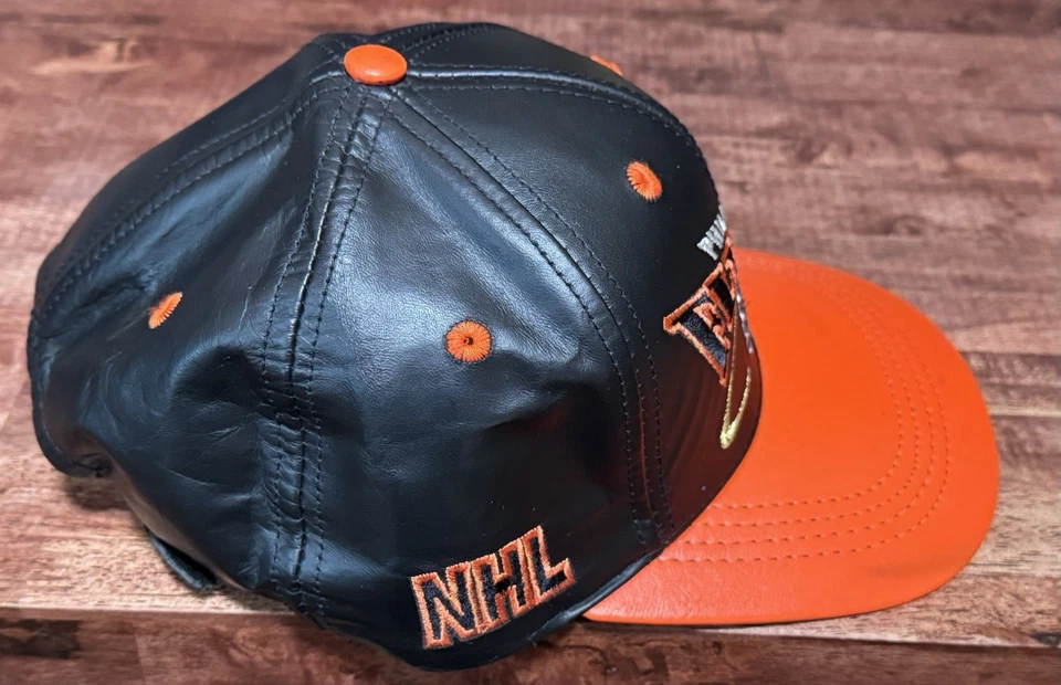 De colección Philadelphia Flyers NHL Hockey Correa Trasera Sombrero Gorra Cuero Negro Foto 4 de 4