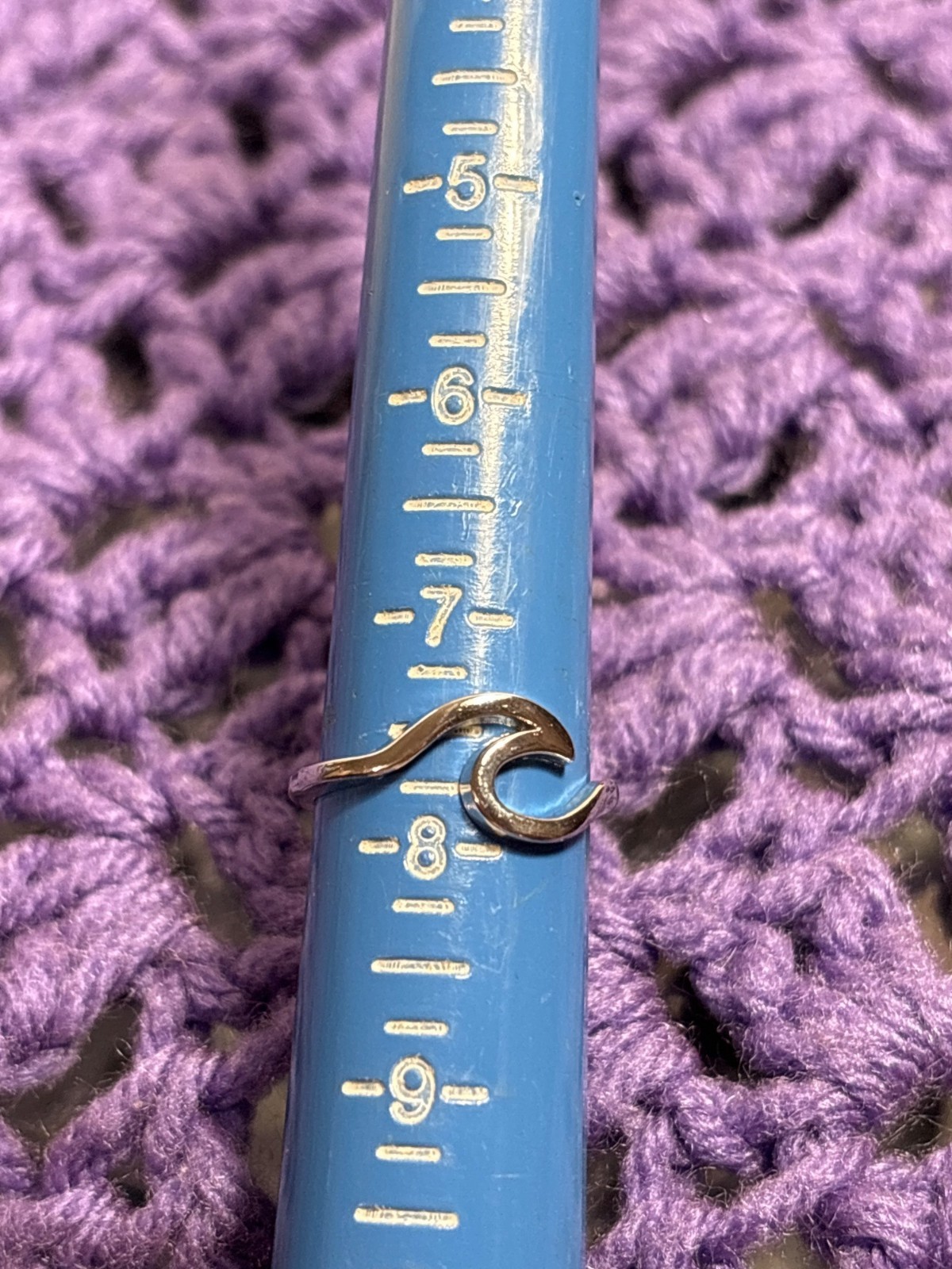 Silvertone Wave Ring Size 7.75 - image 1