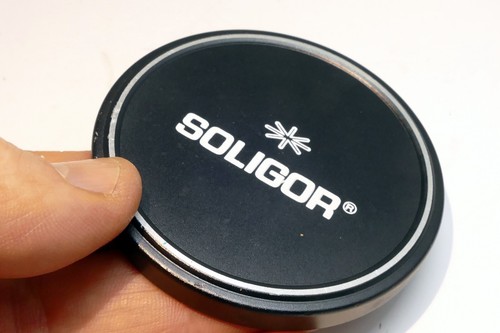 Soligor 62mm Front Lens Cap Metal slip on type - Picture 7 of 7
