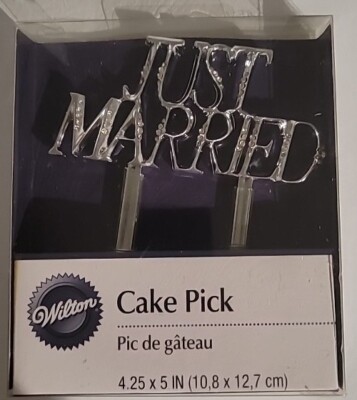 Wliton just married cake pick