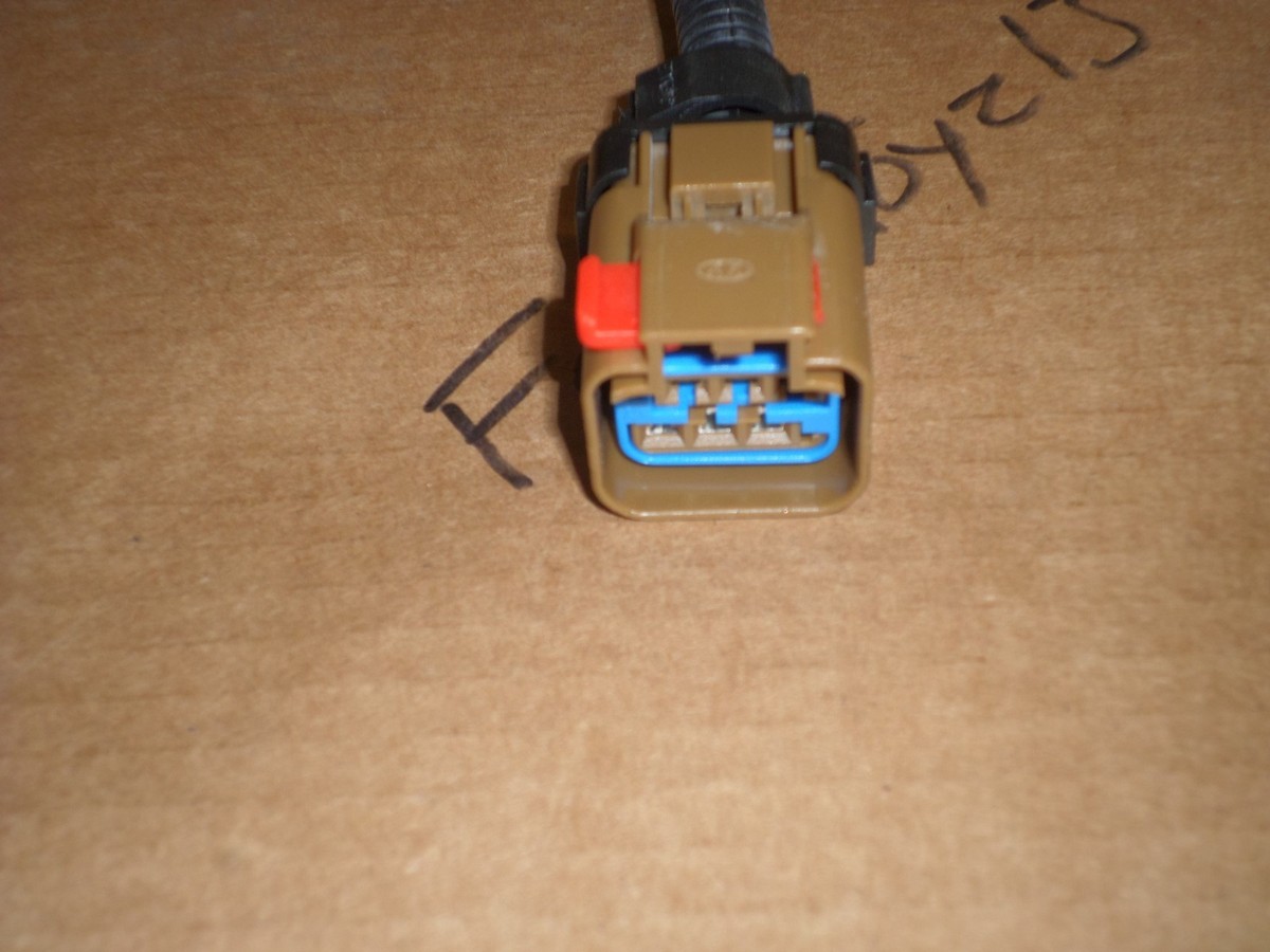 Tail Light Wiring Harness For 2002-2003 Dodge Ram 1500/2500/3500 - Mopar Style Replacement