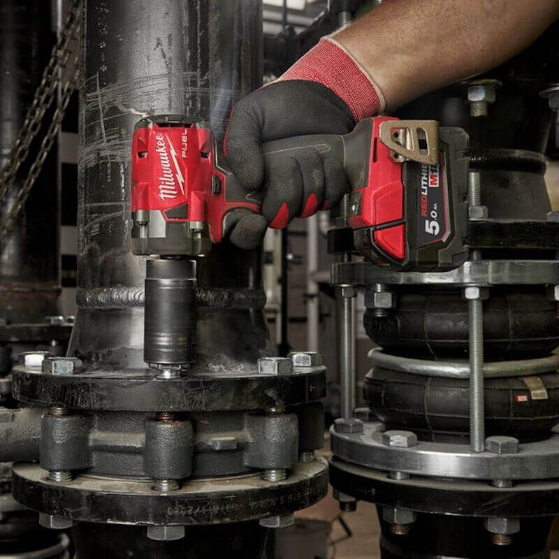 Milwaukee M18 FIW2F12 FUEL compact impact wrench with Friction Ring