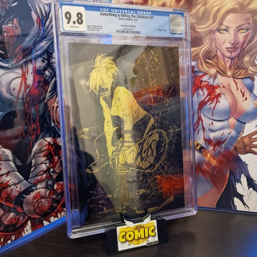 Something is Killing the Children #21 CGC 9.8 Nick Robles Tiny Onion GOLD FOIL