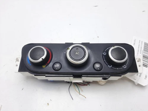 T1001786G Sterowanie ogrzewaniem/klimatyzacją do RENAULT MEGANE III BERLIN 8675306
