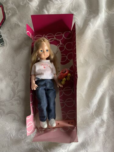 Vintage The World Of Ginny Goes Sasson Disco Rollerskates W/Opened Box - Picture 3 of 13
