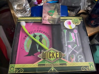 Wicked Journal Set Glinda and Elphaba- Bullseye  Unlikely Friends, W/Pin