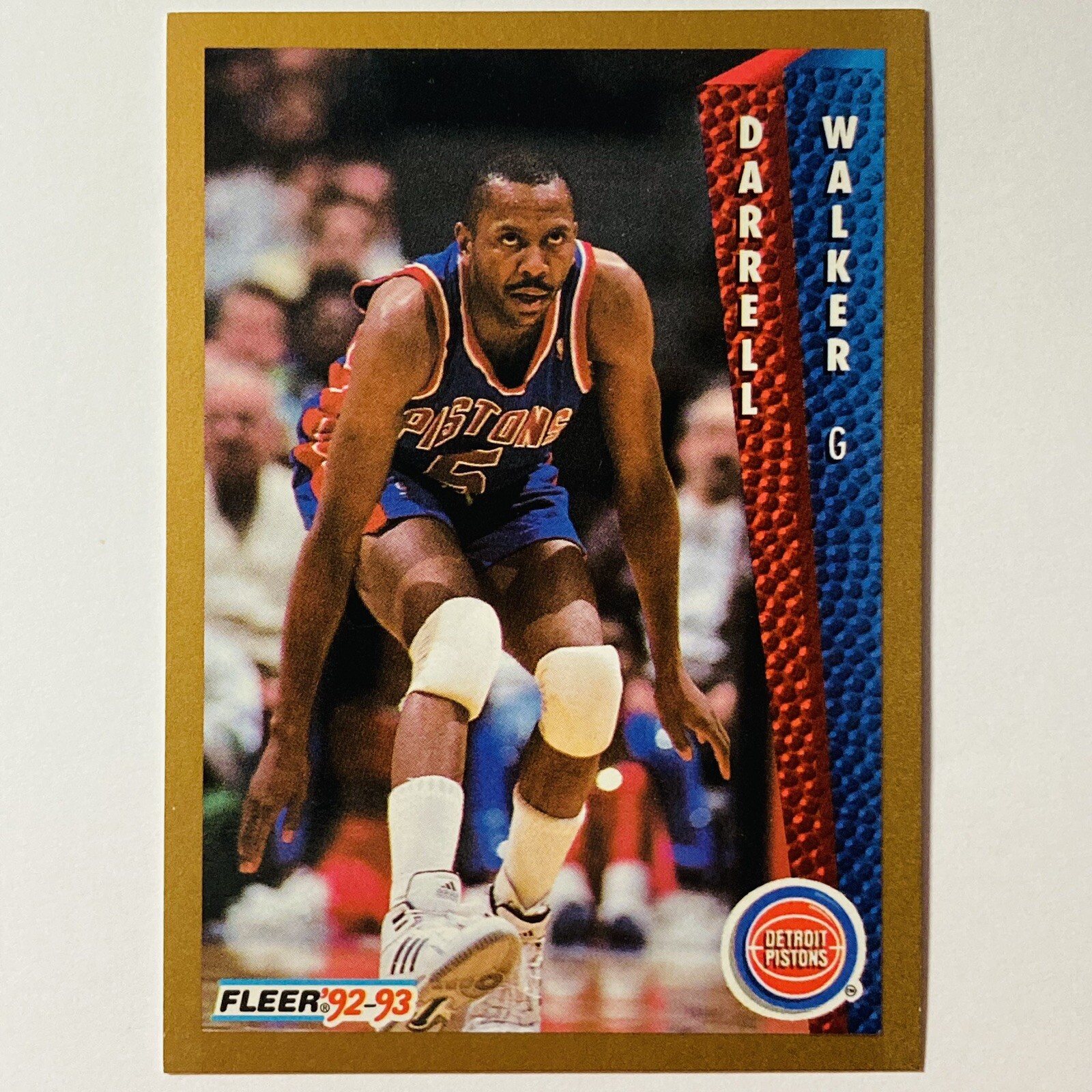 1992-93 Fleer Detroit Pistons Basketball Card #70 Darrell Walker Tc2