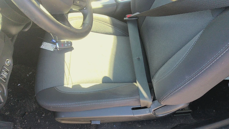 15 DODGE CHARGER Front Seat (bucket) blackx9 Foto 3 de 4