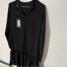 Pretty Little Thing Lady's Dress Size 8 black, lightweight, elegant FAST POST UK