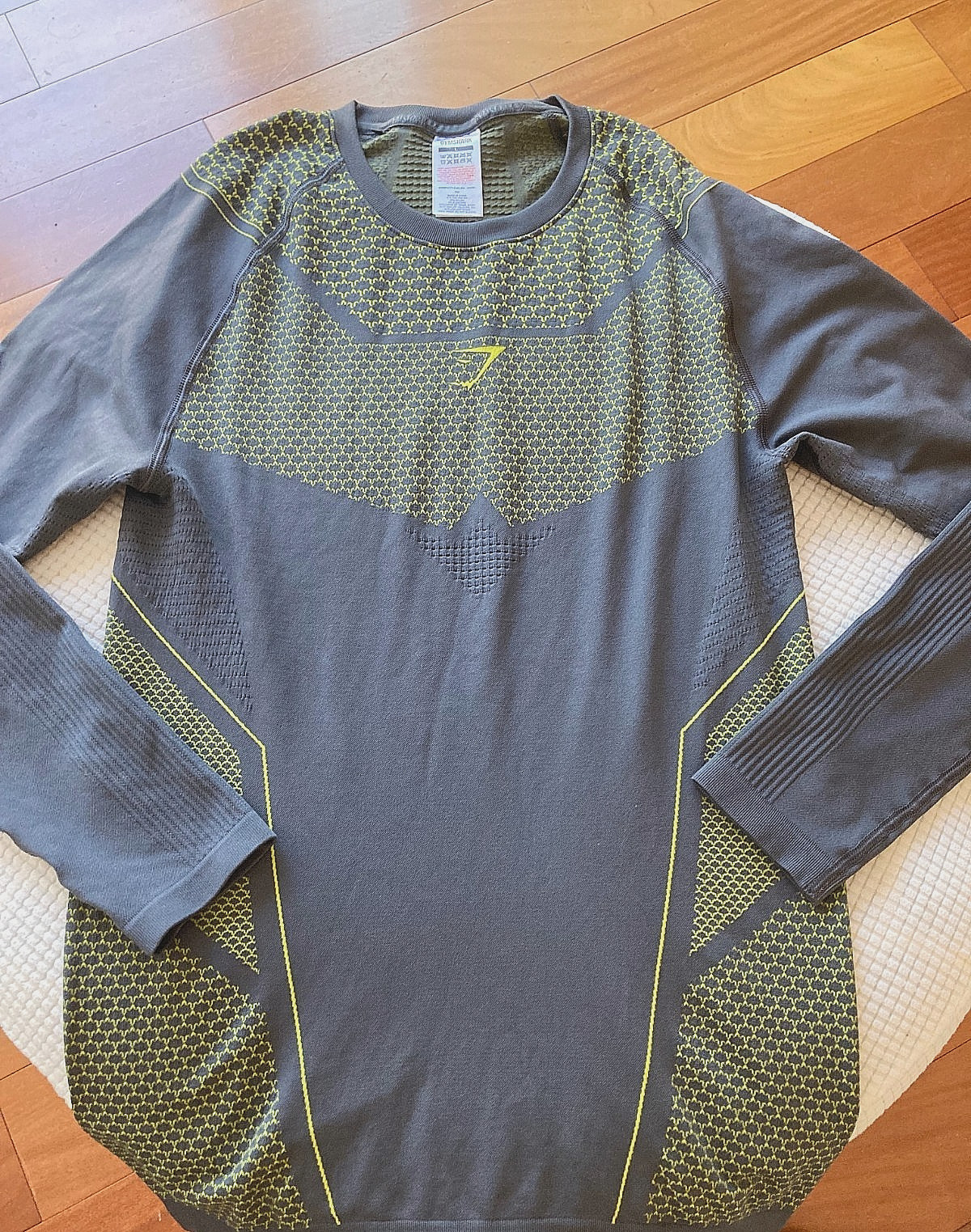 OG Gymshark Onyx V4 Men’s Large Never Worn Brand New (Super RARE)
