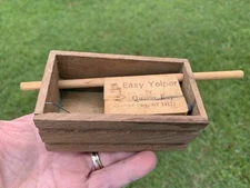 Vintage Quaker Boy Easy Yelper Turkey Box / Friction Call Orchard Park NY