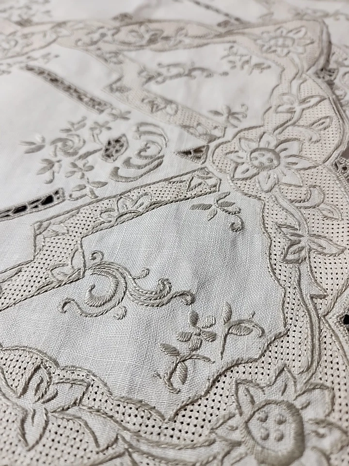 Juego de 4 manteles festoneados Madeira de colección algodón lino crudo floral bordado Foto 2 de 4