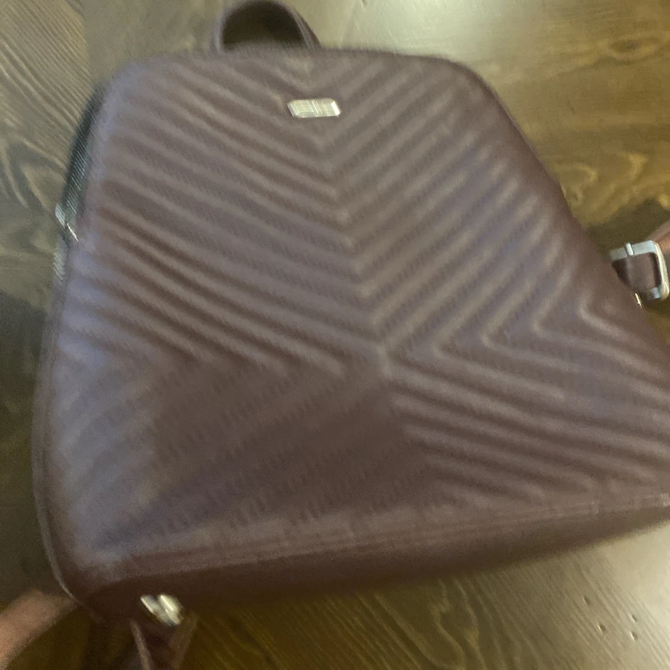 David Jones PU Faux Leather Backpack Burgundy Pockets Soft. Tan Interior - Image 4 of 4