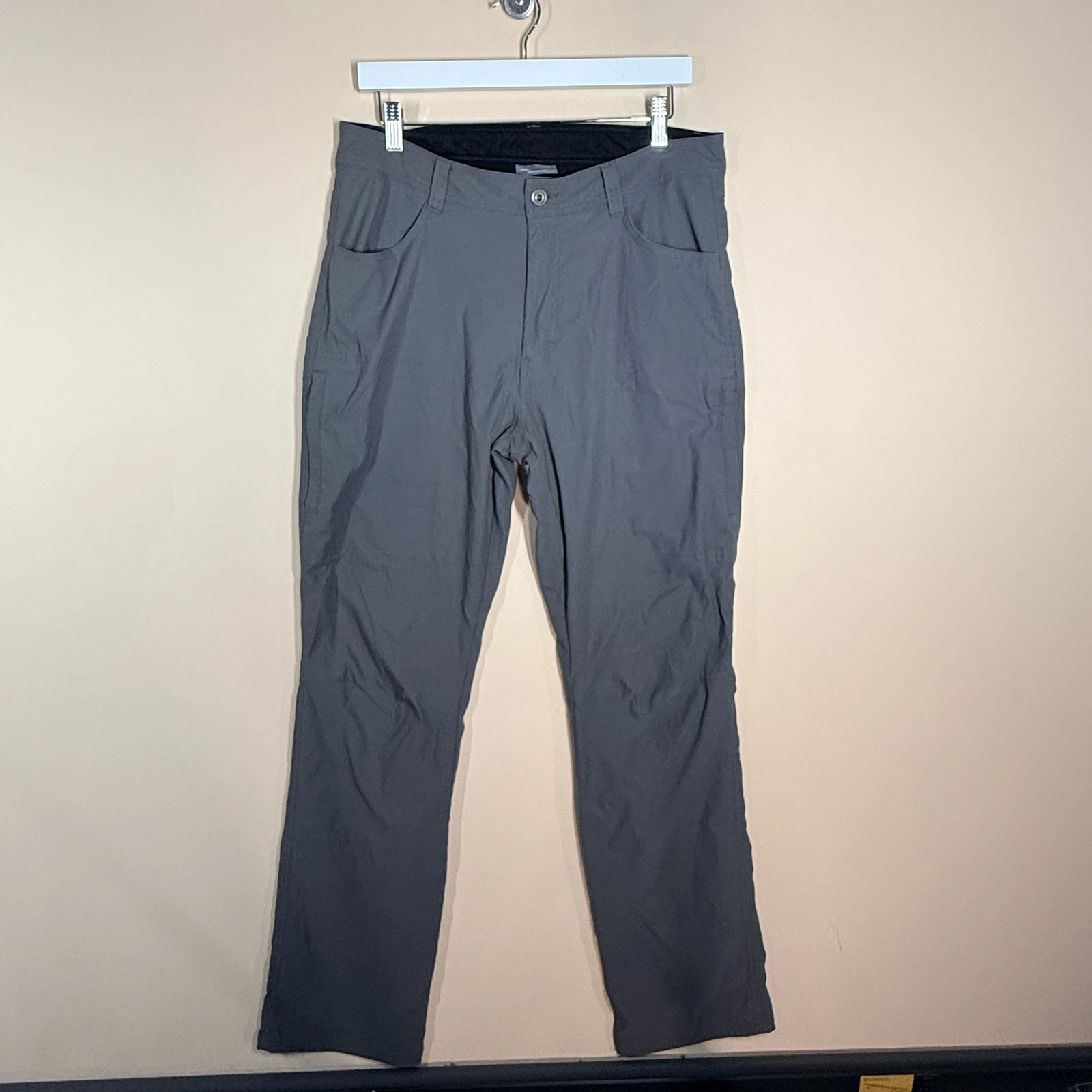 Eddie Bauer Fleece Lined Soft Shell Hiking Trekking Pants Grey Men's 34x34
Opens in a new window or 