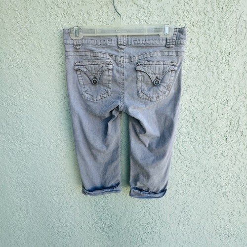 Kohl’s Rewind juniors 5 gray capri midrise jeans summer back to school outfit - Picture 8 of 12