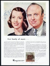 1943 Lily Pons Andre Kostelanetz portrait Magnavox radio phono vintage print ad