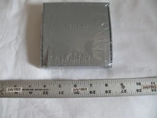 (1) NEW Hubbell Bell Outdoor 5043-0 Rayntite Device Cover Switch GFCI Receptacle