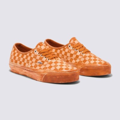 国内配送 VANS AUTHENTIC MARMALADE Authentic Shoe in Marmalade Orange | Vans