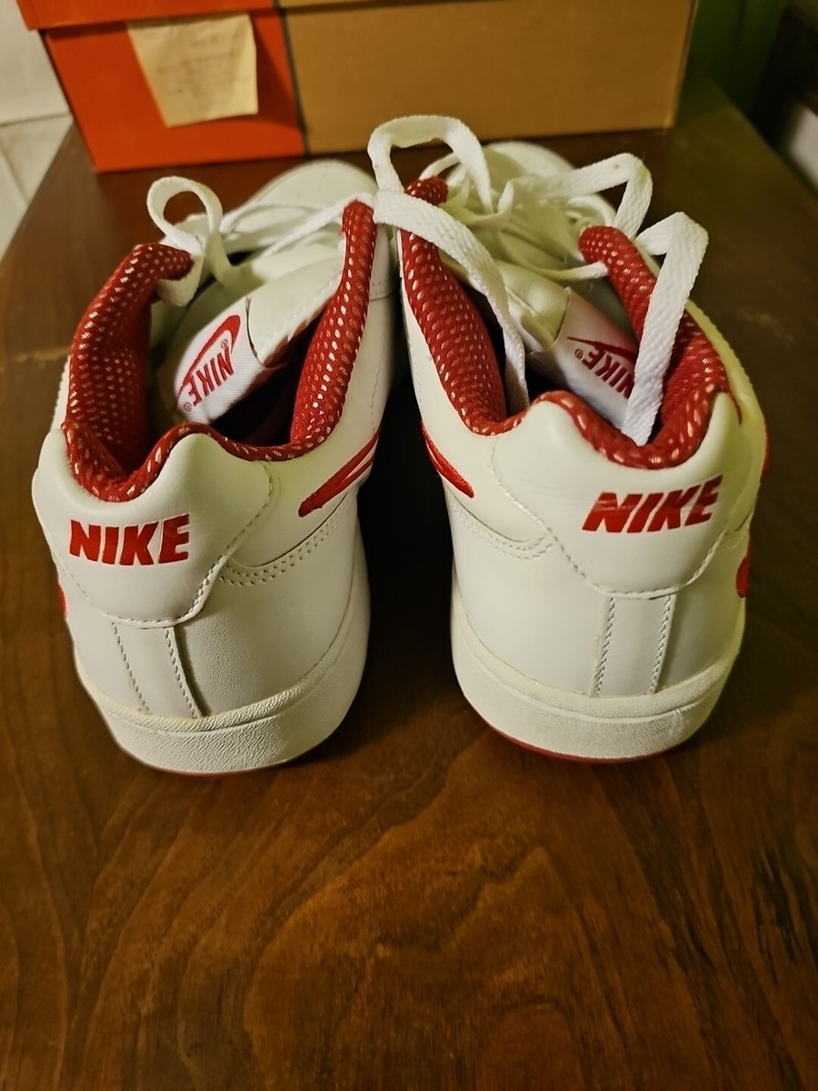 Vintage Nike WMNS Franchise Low Plus Red Heart 310346-111 Sz 9.5