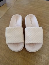 Waco Ladies Spenco Slippers Size 5.5