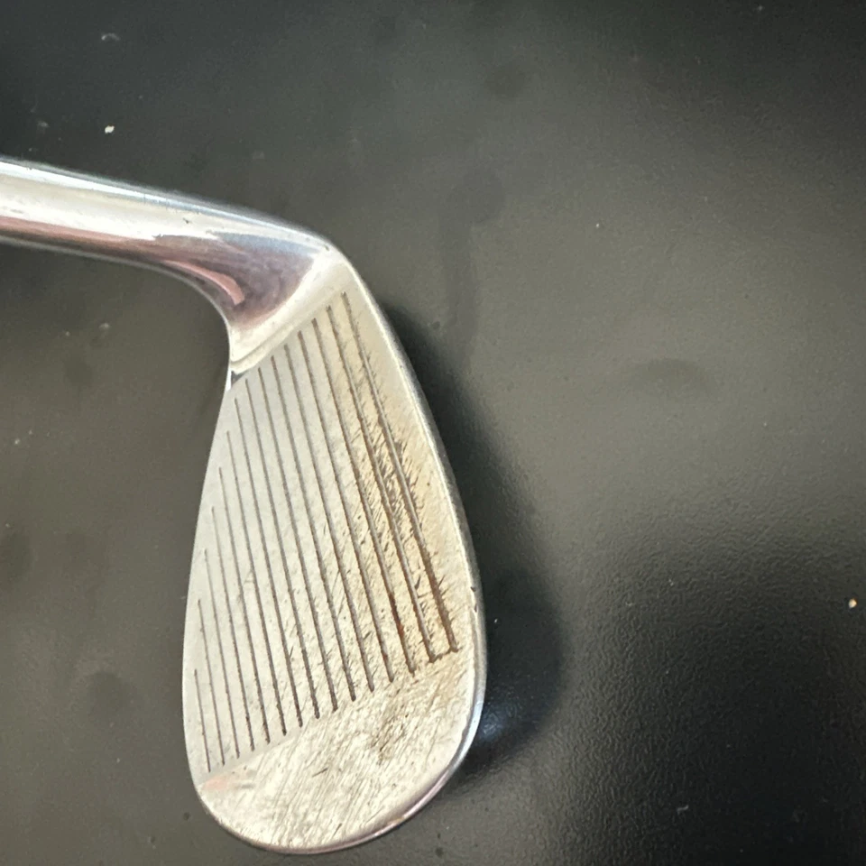 Cabezal de golf Snake Eyes 600C forjado PW solamente Foto 3 de 4