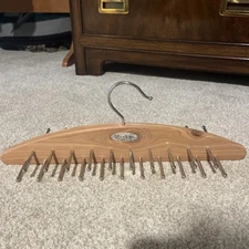 Woodlore Cedar Wood Tie Hanger Belt Rack Closet Organizer 42 Pegs Heavy Duty