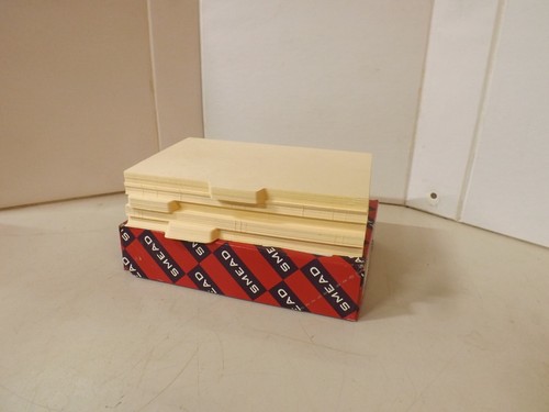 SMEAD No. 825 Card Guides Plain Tabs 100 Count 8x5 - Picture 5 of 6
