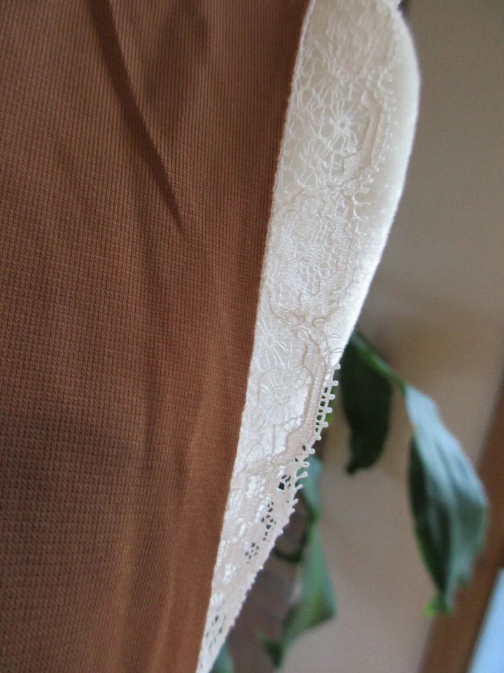 Camisola vintage Vanity Fair lingerie camisola marrom acabamento em renda pequena - Imagem 4 de 4