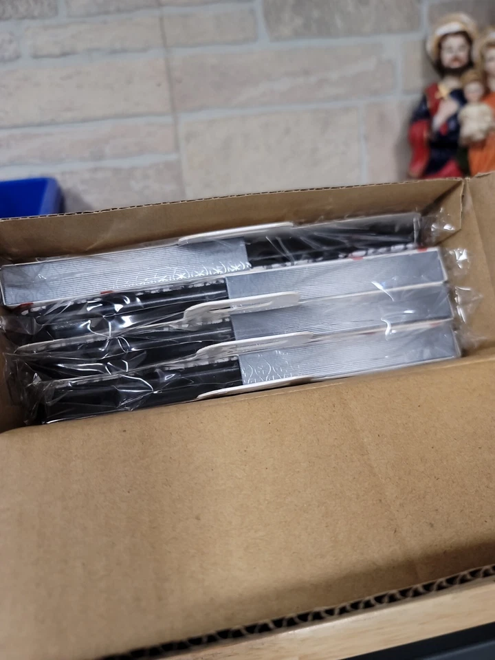 IPad 2/ IPad 3rd Tablet Case Generation Deadbolt Black Brand New - Image 4 of 4