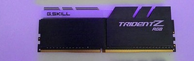 G.SKILL Trident Z RGB DDR4 3000MHz(8GB) CL16 Arbeitsspeicher (4 Stück Verfügbar)