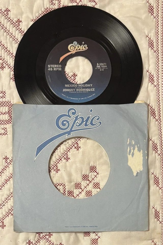 1979- “Down On The Rio Grande” & “Mexico Holiday” By: Johnny Rodriguez 45 RPM/7” - Image 2 of 4