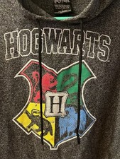 Harry Potter Hogwarts Crest pullover hoodie in heather gray Woman  s Large